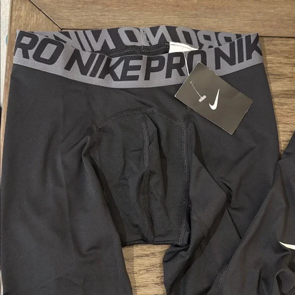 NWT [Nike] Base Layer Compression Under Athletic Black 3/4 Leggings Men’s Small - Picture 4 of 6